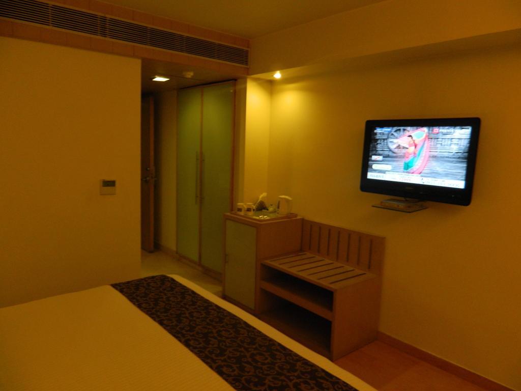 Park Maple Hotell Amritsar Exteriör bild